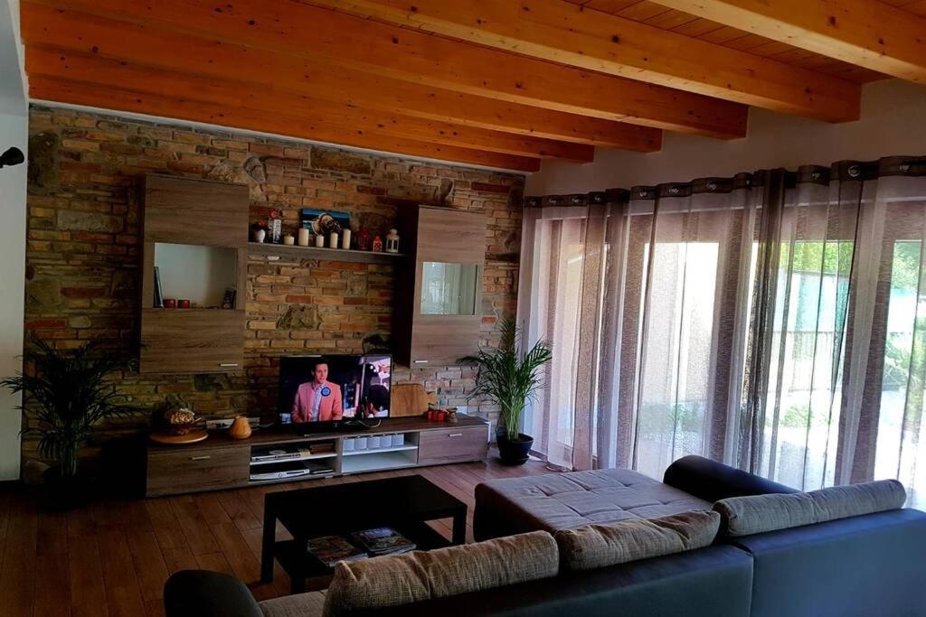 Lovely House In The Most Peacefull Place Of Градо Экстерьер фото